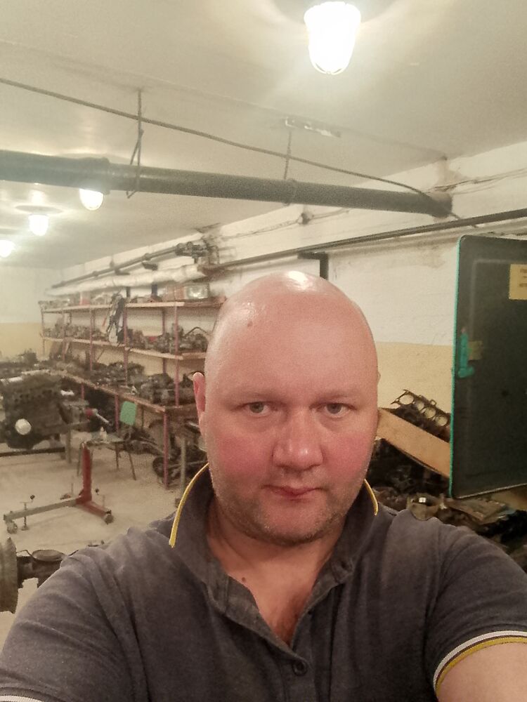  53240258  , 37 ,    