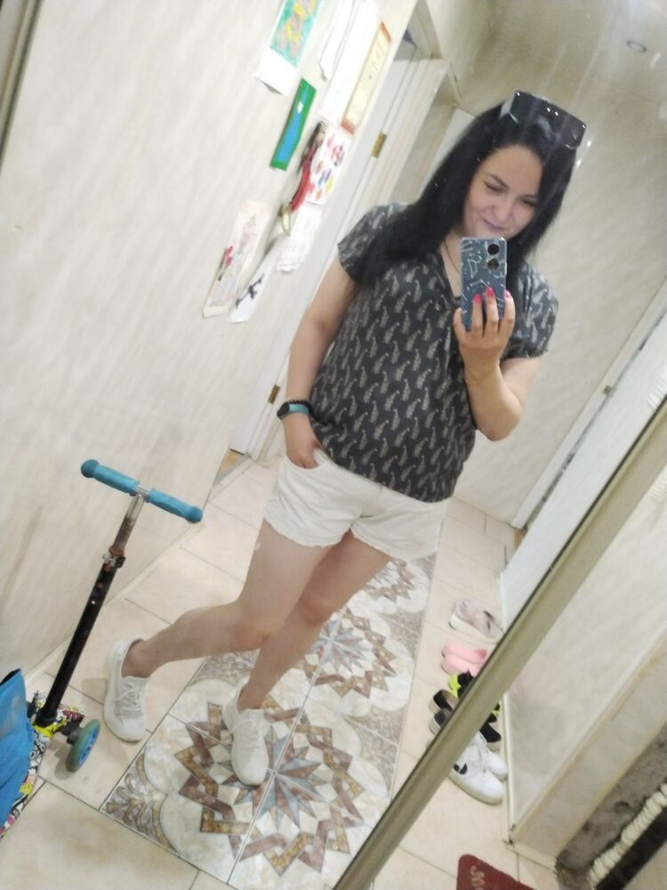  35479548  Innulya, 38 ,    