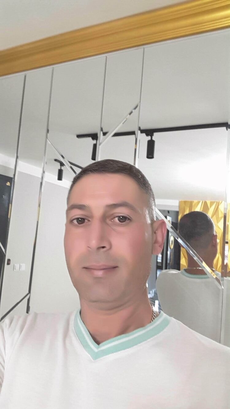  45686578  , 46 ,    