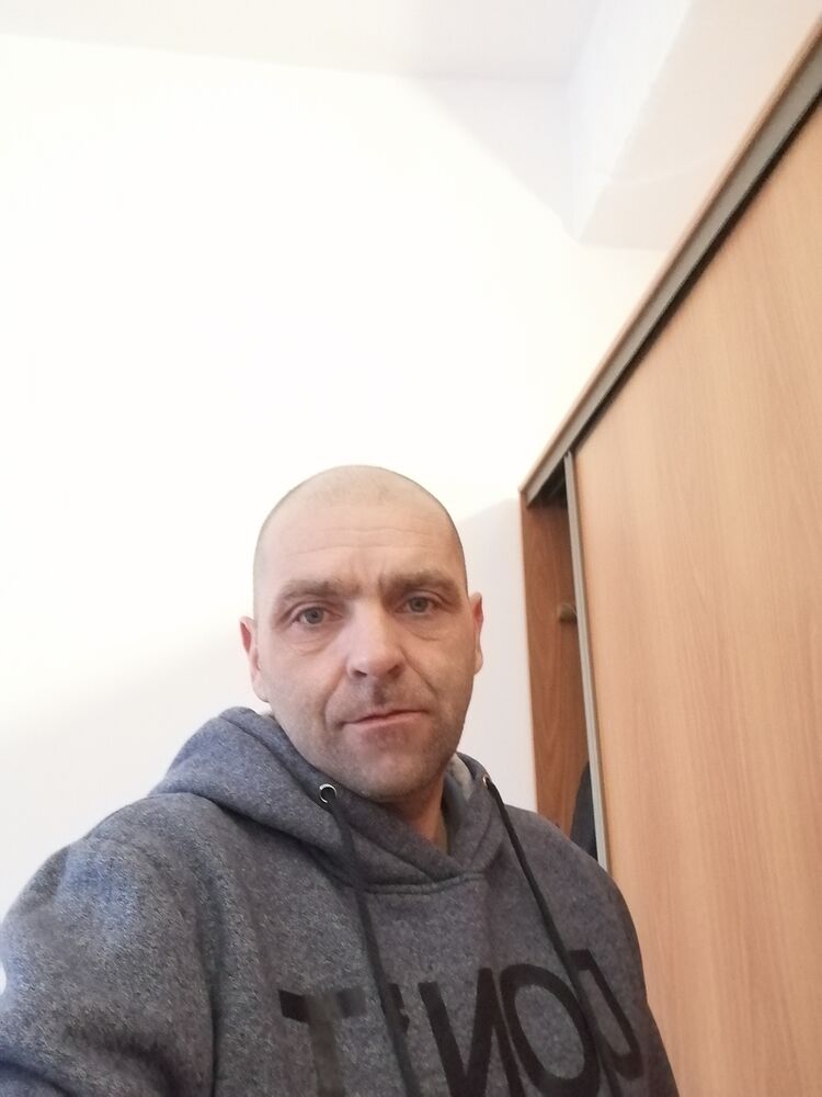  42291598  , 47 ,    --