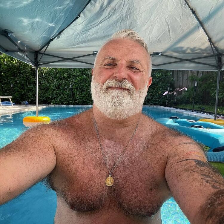  48711888  Paul Becker, 59 ,    Frankfurt Am Main