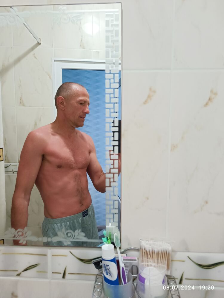  46587478  , 43 ,    --