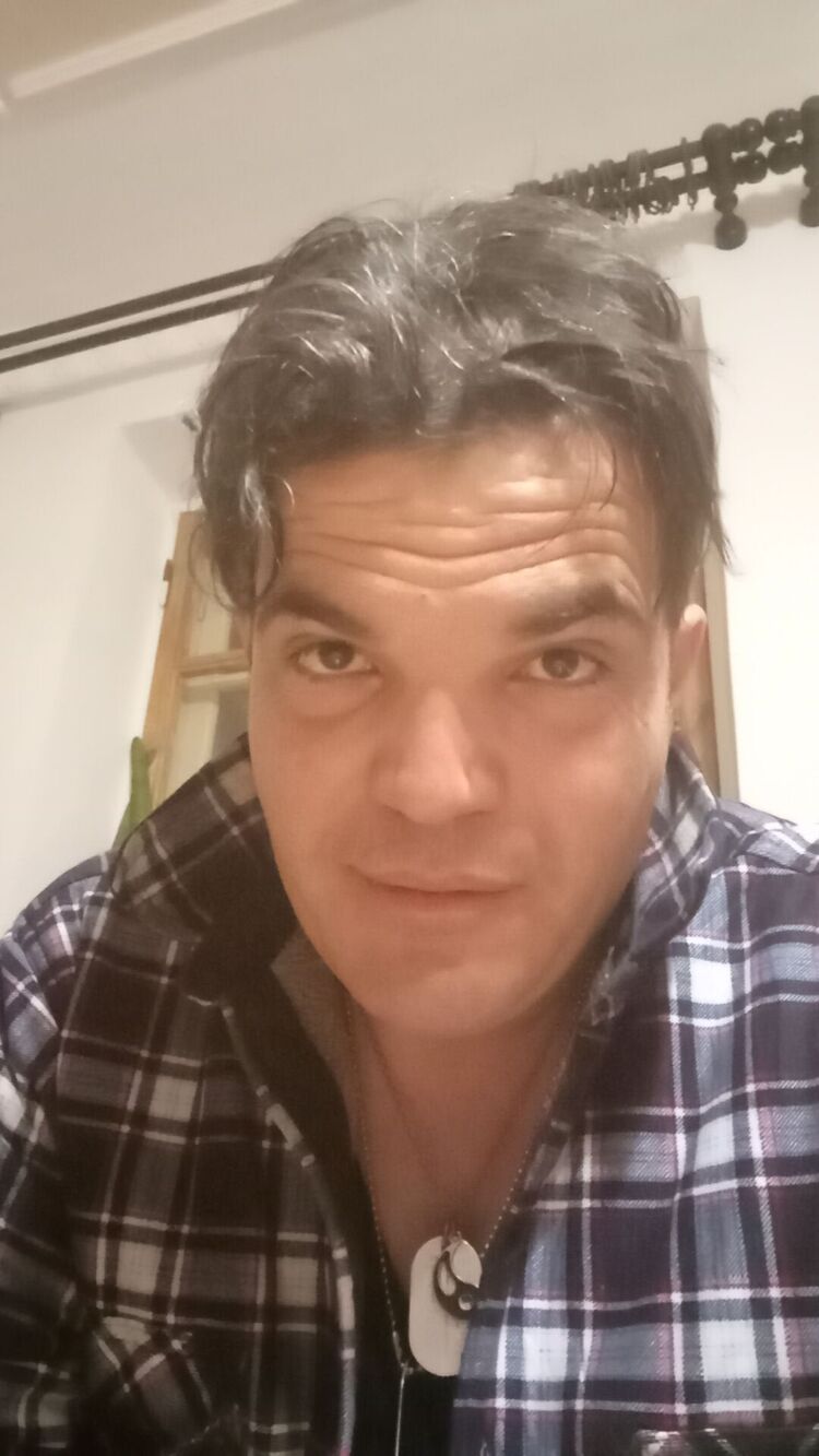  ,   Luis  rosale, 37 ,   ,   