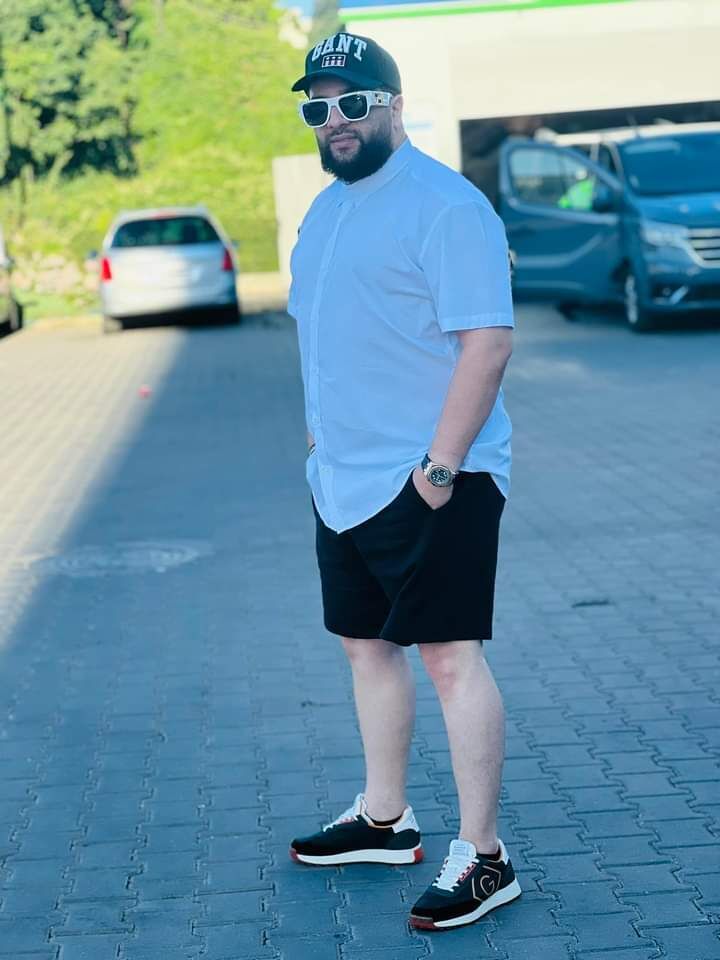 ,   Andrey, 45 ,   ,   