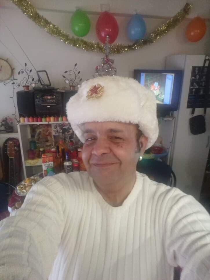  ?,   Bobby, 56 ,   ,   