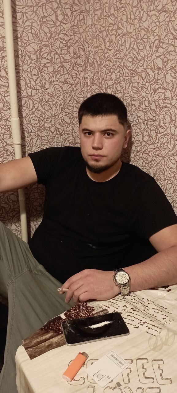  48871838  Asilbek, 29 ,    