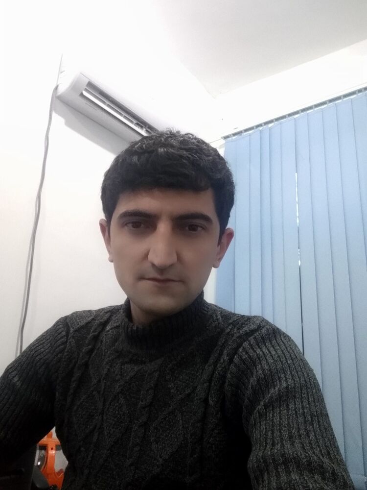  14746308  Sanjar, 36 ,    
