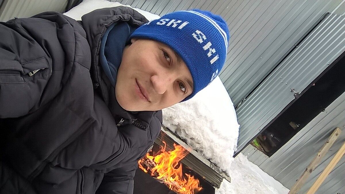   ,   Joni, 31 ,   