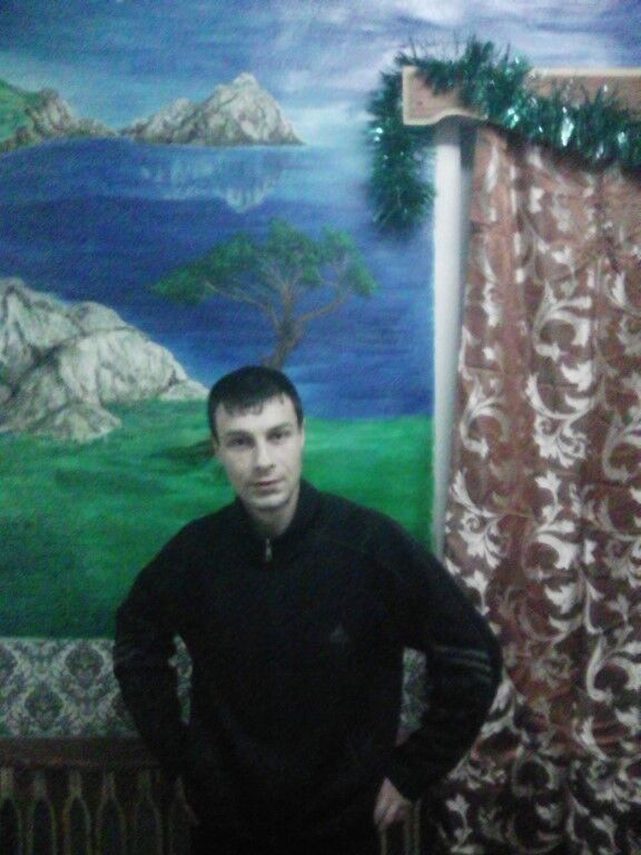  ,   Viktor, 38 ,   ,   , c , 