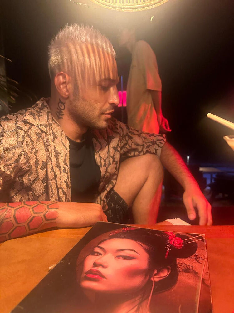 ���������� Ban Na San, ���� ������� Anthony, 35 ���, ������������ ��� ������, ����� � ���������, c�������� ���������, ���������