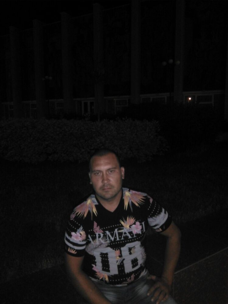  6533198  Andrei, 40 ,    