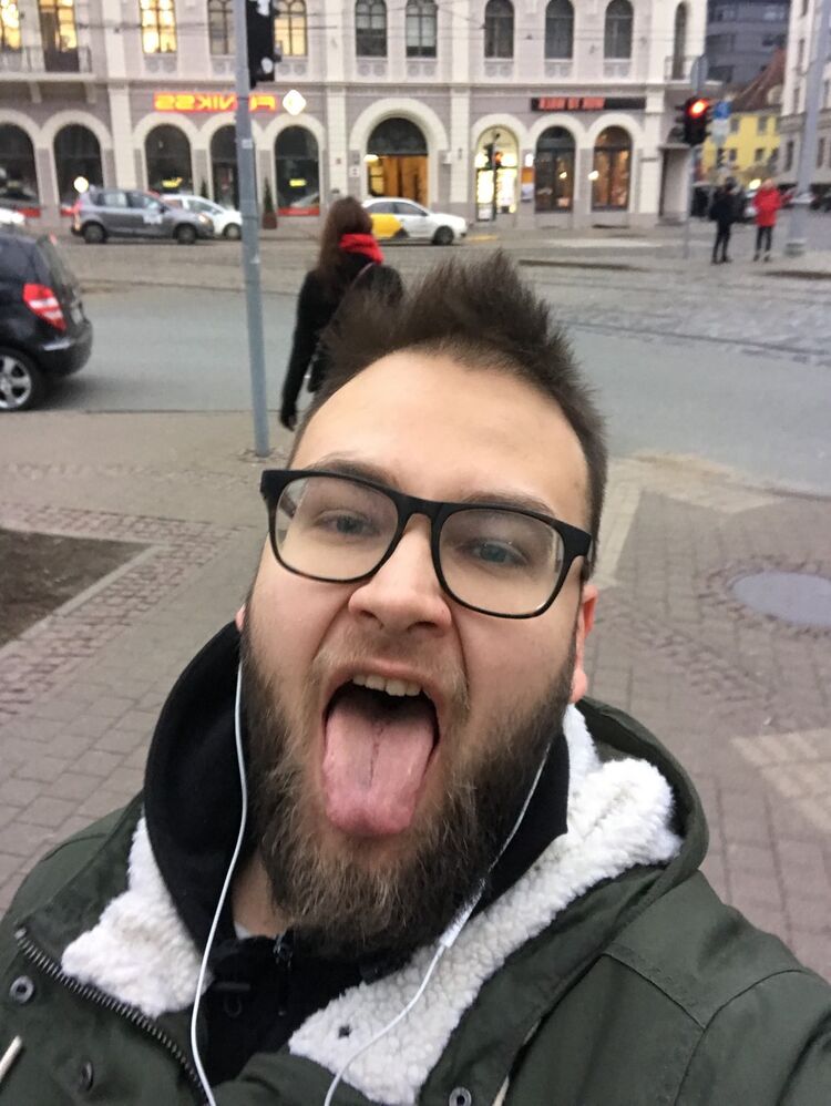  ,   Tjoma, 29 ,   ,   , c 