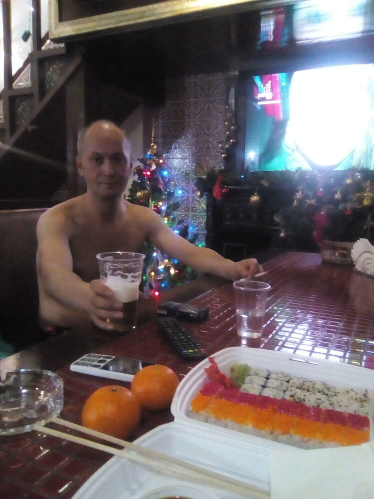  18898468  , 46 ,    -