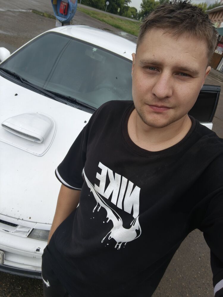  54312938  Vladimir, 27 ,    -