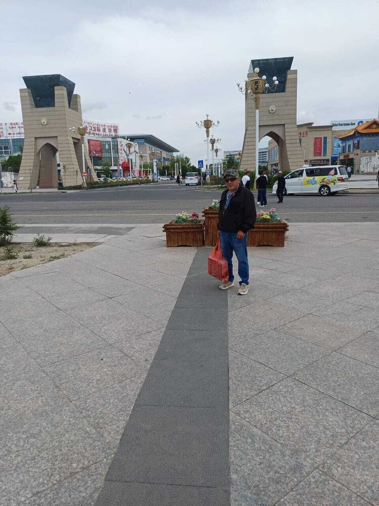  43916518  Murat, 48 ,    