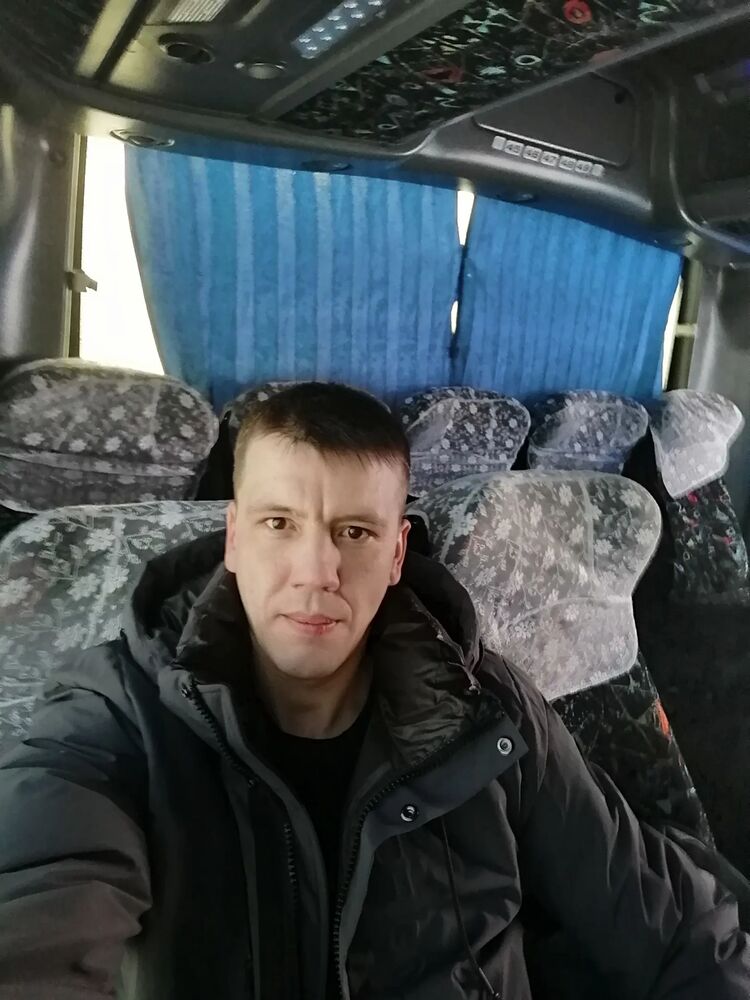  45964958  , 35 ,    --