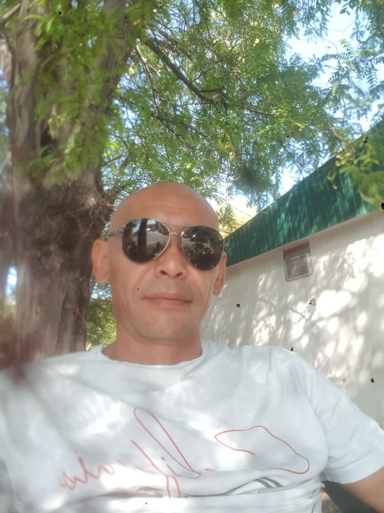  32230948  , 44 ,    
