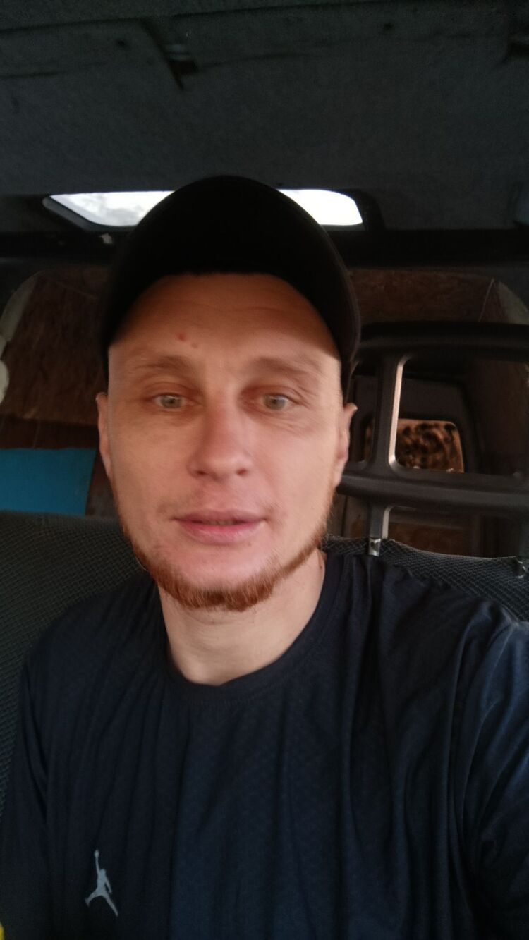  52389238  , 32 ,    