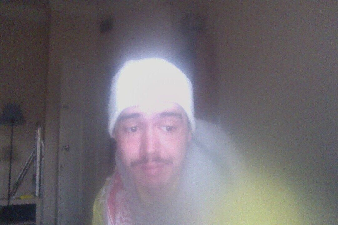  21343218  , 37 ,    