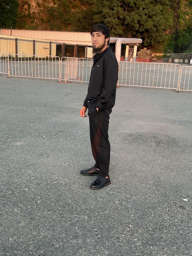  ,   Umar sheyh, 27 ,   ,   , 