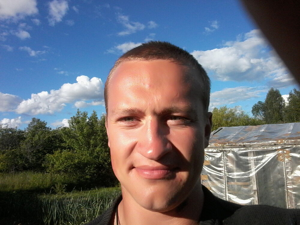  9810868  Jony, 32 ,    