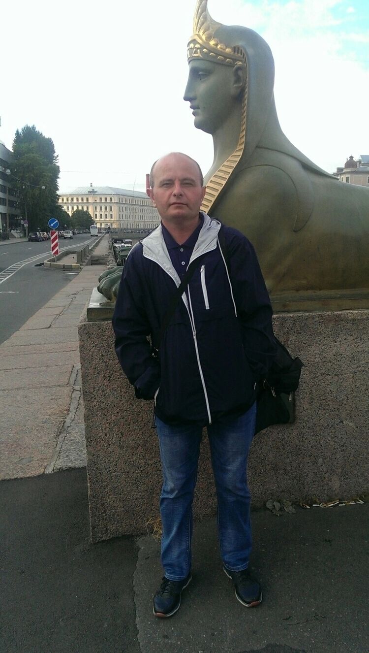  25263518  Slawa, 46 ,     