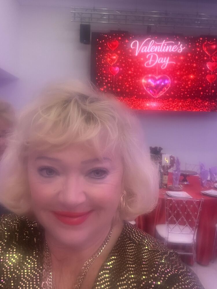 ���� 55643168 ������� �����, 59 ���, ���� ���������� � West Hollywood