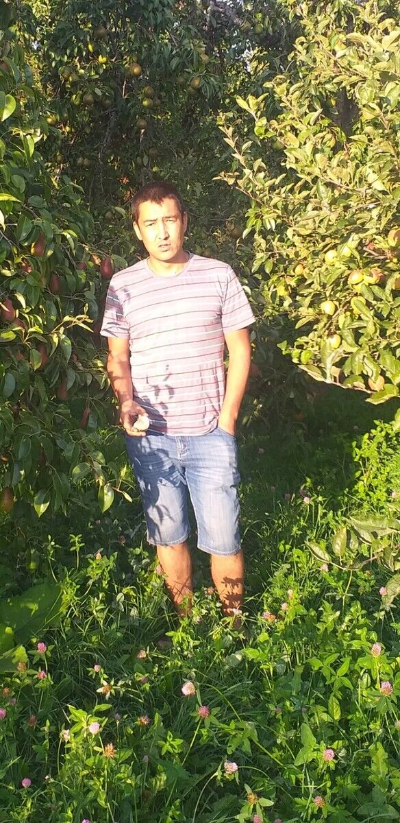  ,   Anri, 35 ,  