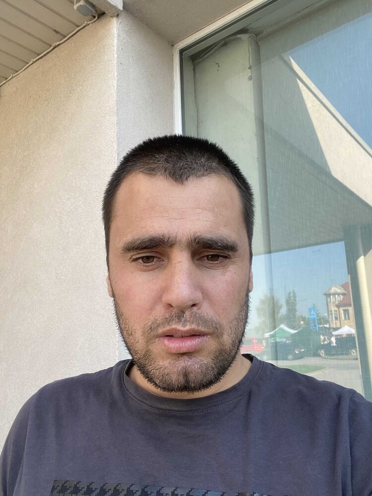  23885368  Danil, 36 ,    Alba Iulia