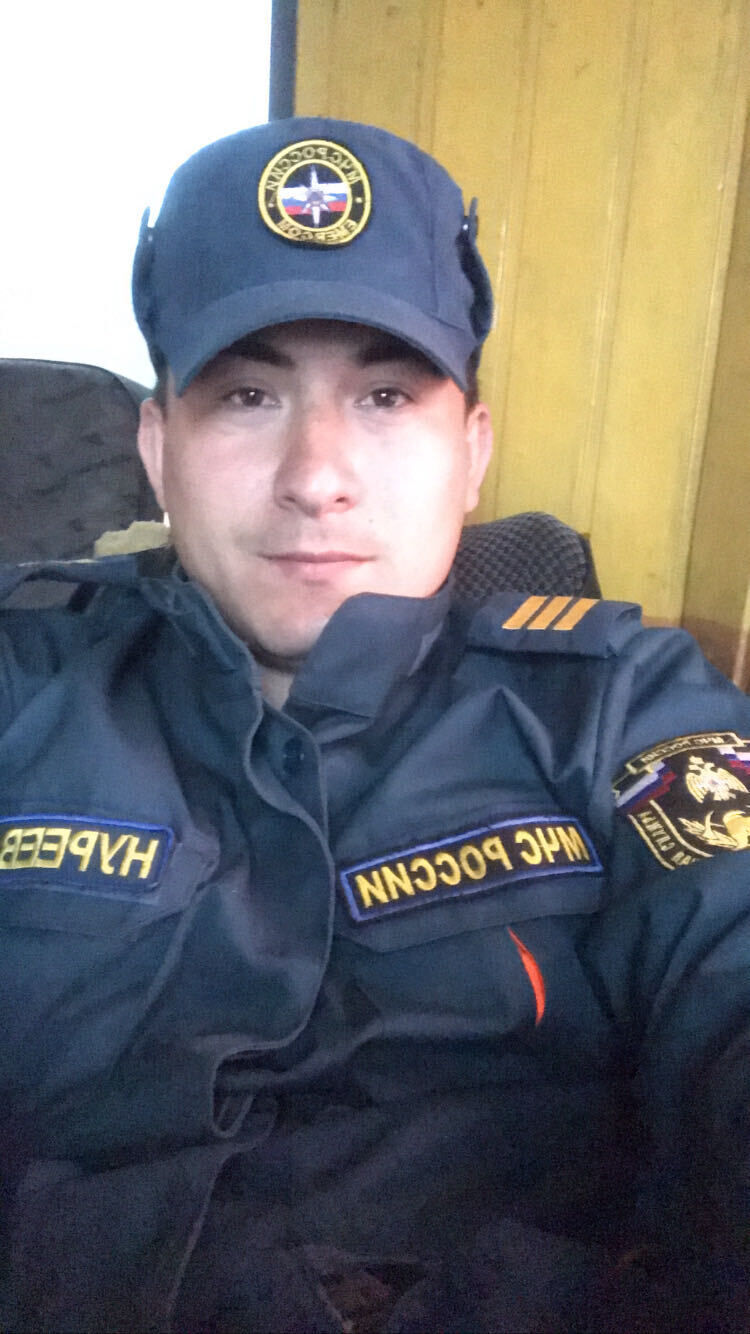  35226978  , 27 ,    