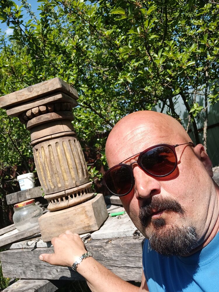  42888038  Milate Greek, 40 ,    