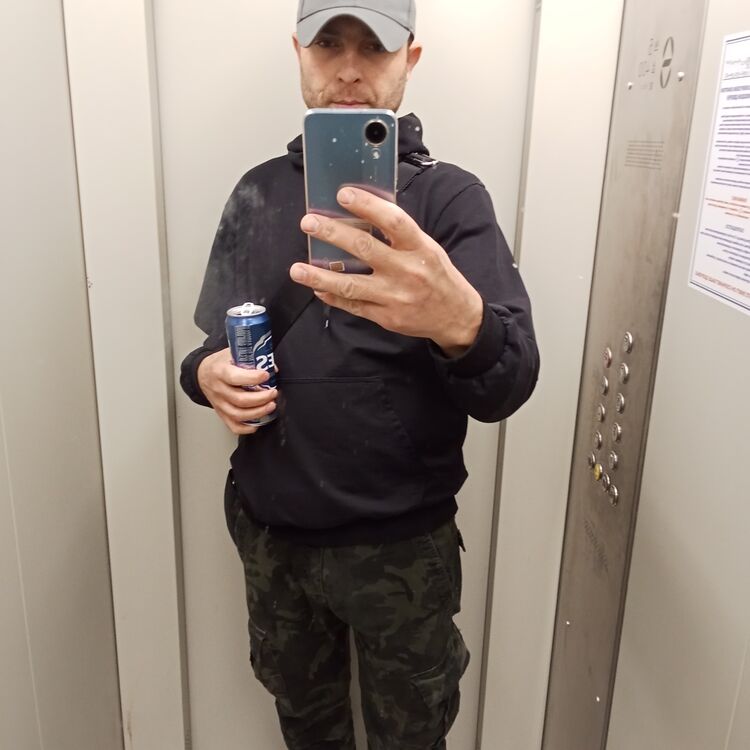  35383258  , 44 ,    -