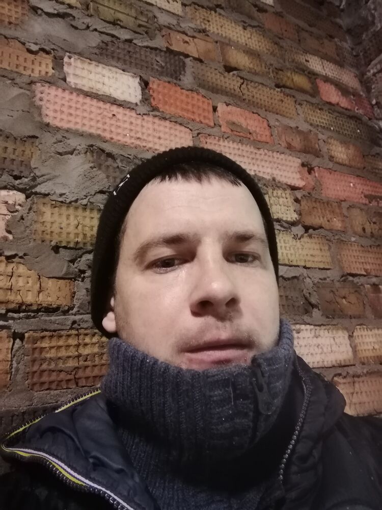  48402898  , 33 ,     