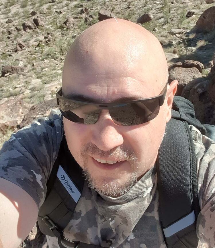  34423698  Vlad, 50 ,    