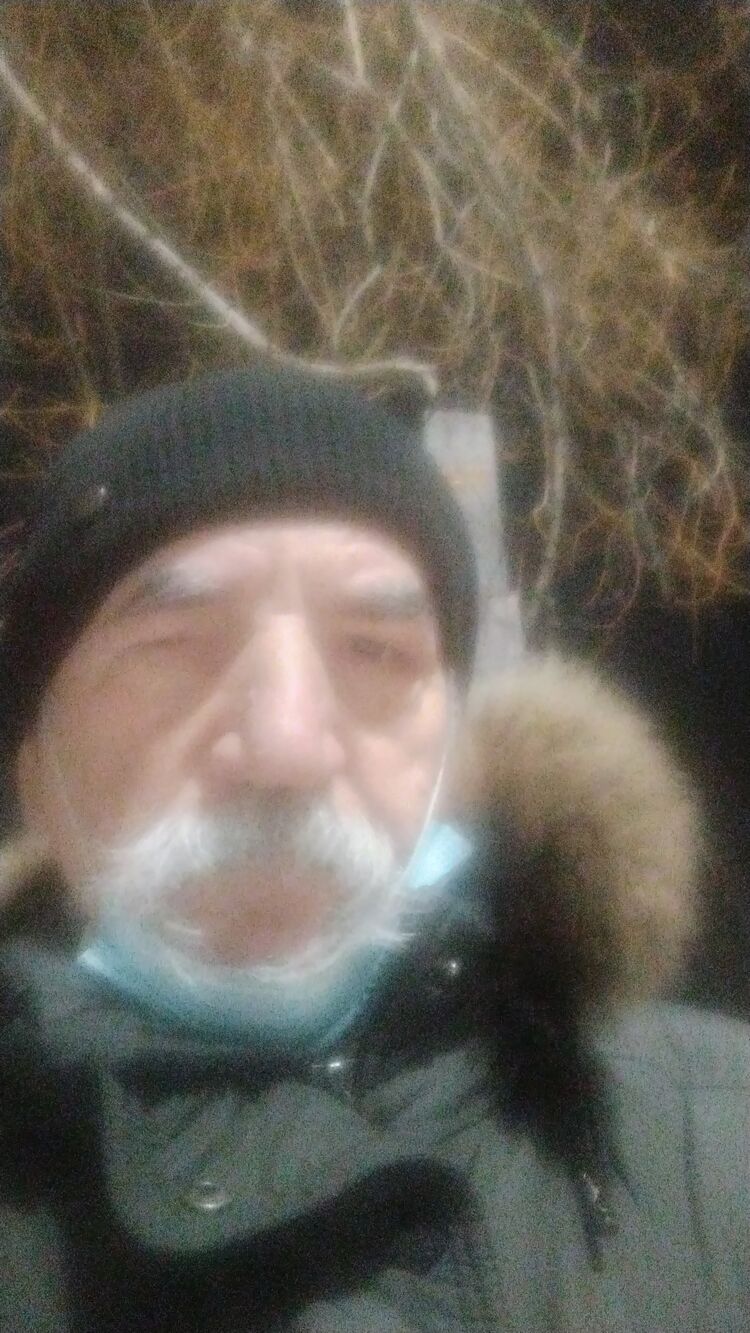  25221328  , 70 ,    