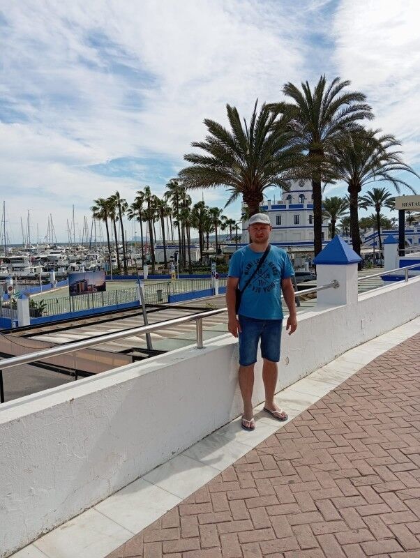  Estepona,   , 37 ,   ,   
