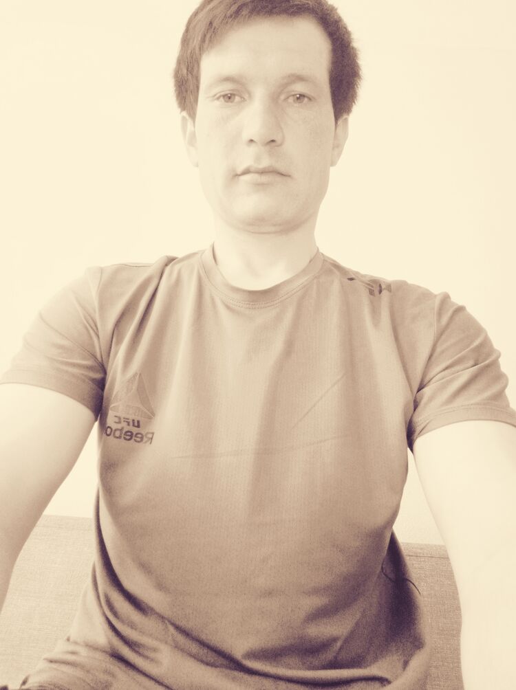  ,   Parviz, 32 ,   ,   
