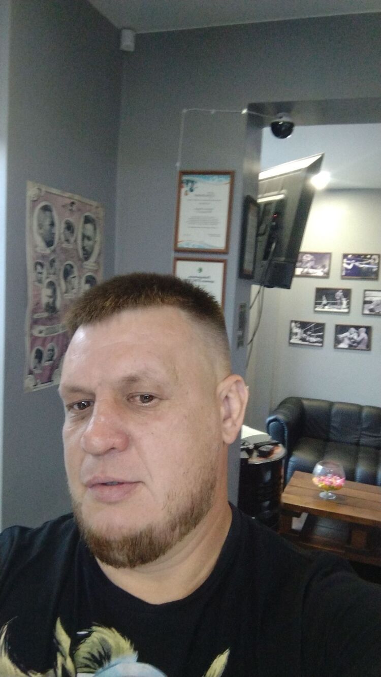  52955268  , 40 ,    