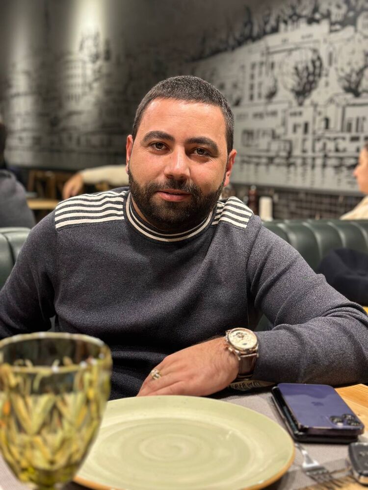 ���� 40105818 ������� Babken, 31 ���, ���� ���������� � ����������