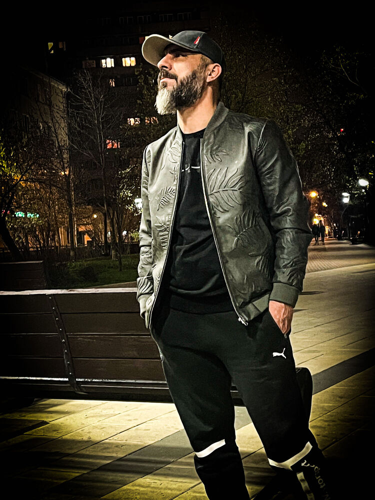  ,   Mert, 42 ,   ,   