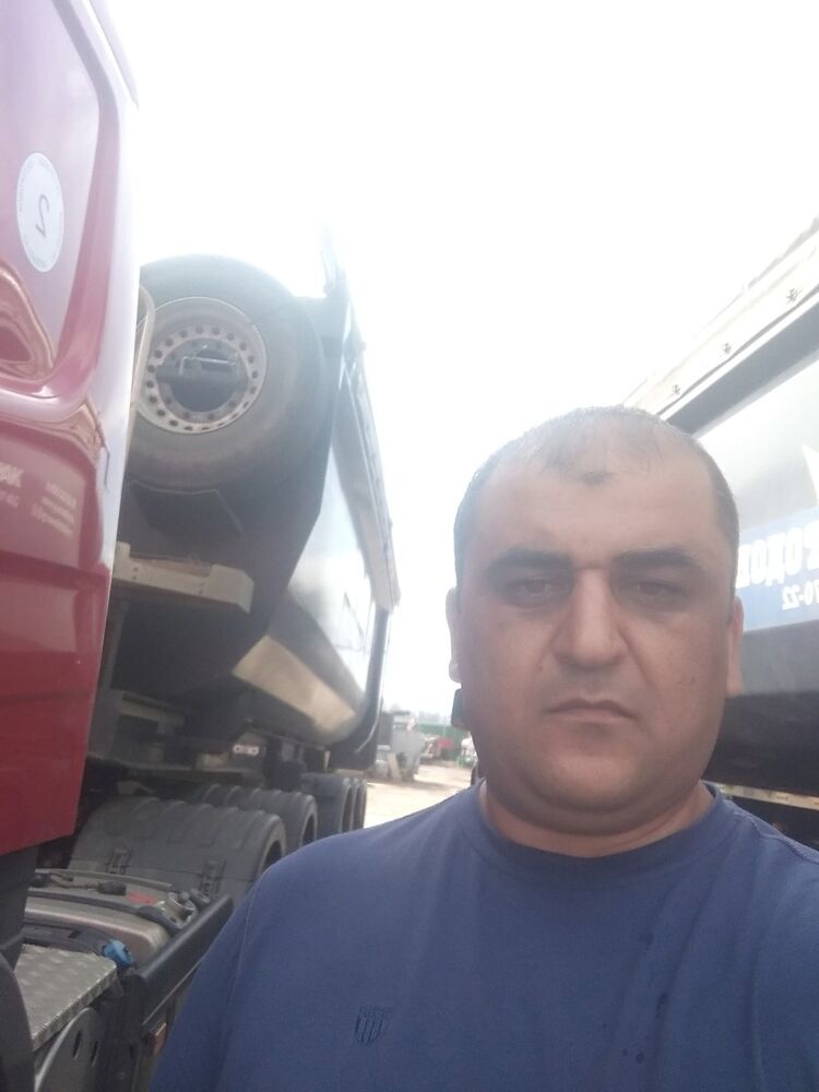 ,   Karen, 41 ,   ,   , c 