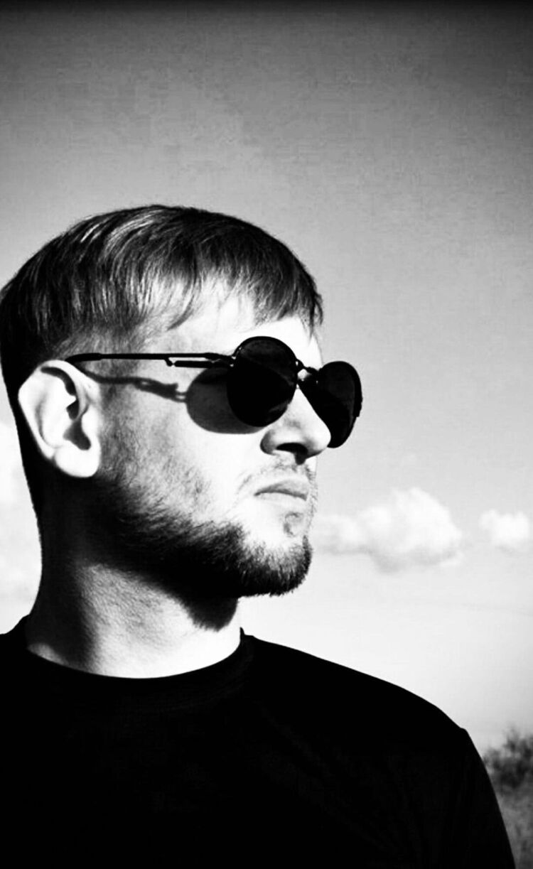  49967098  , 32 ,    -