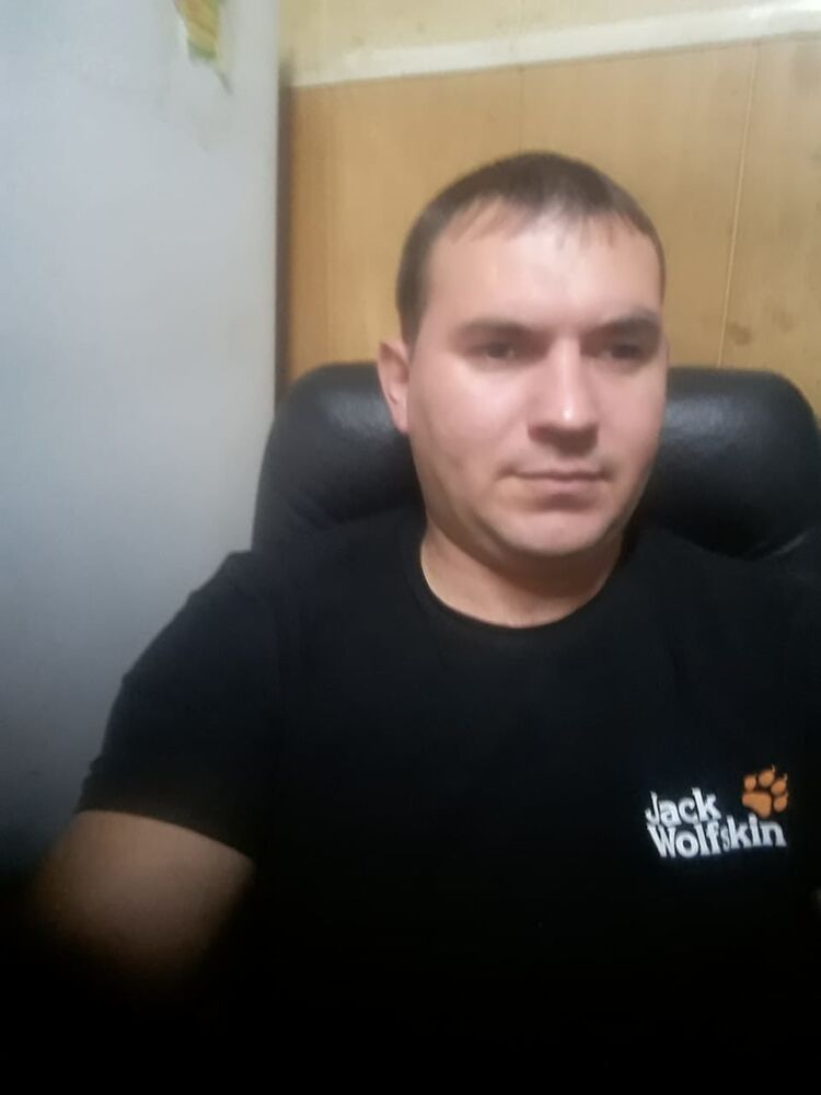  46153058  , 35 ,    
