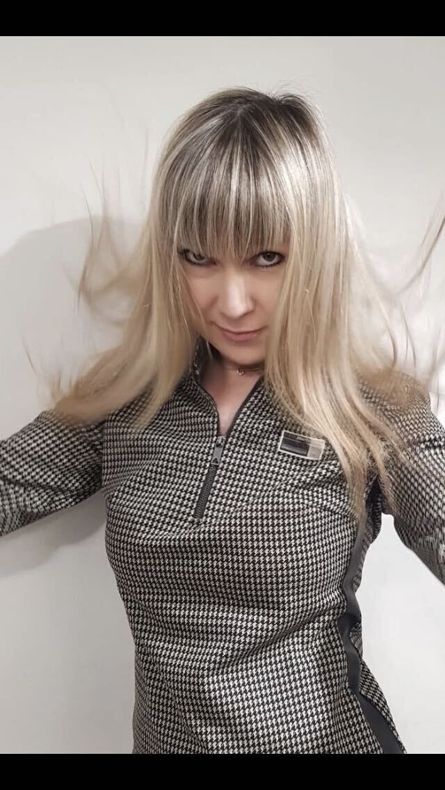 ,   Nati, 43 ,  