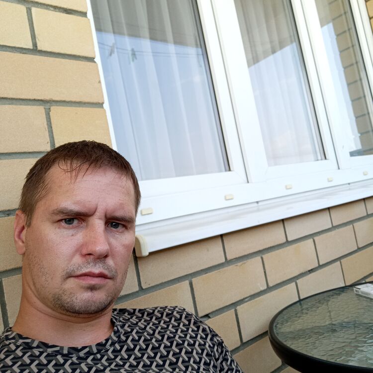  40542328  , 37 ,    