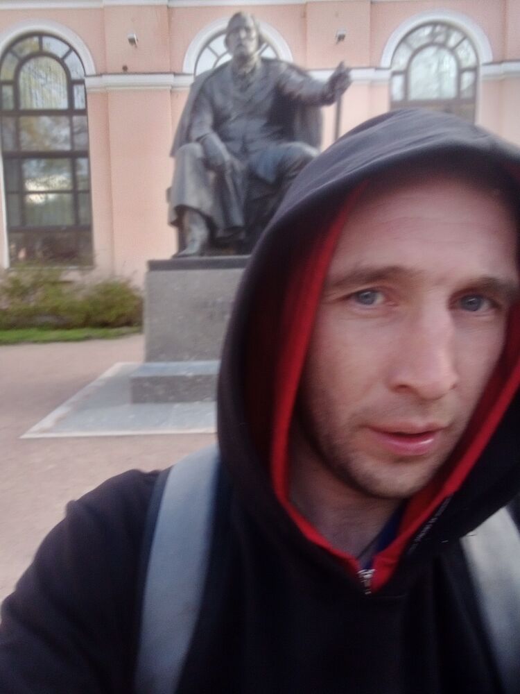  -,   Ilya, 37 ,   ,   , c , 