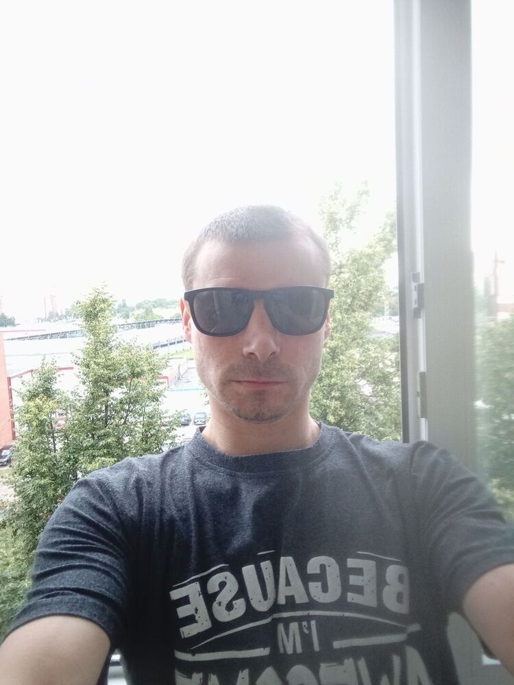  54103549  , 36 ,    -