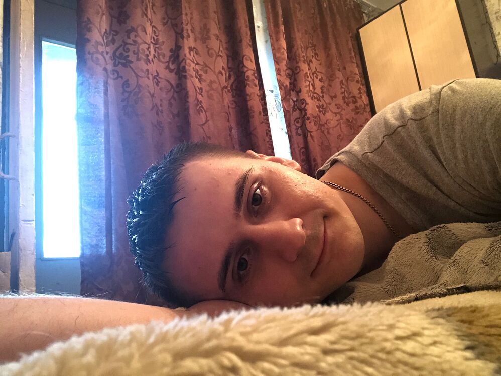  27495248  Makcim, 32 ,    