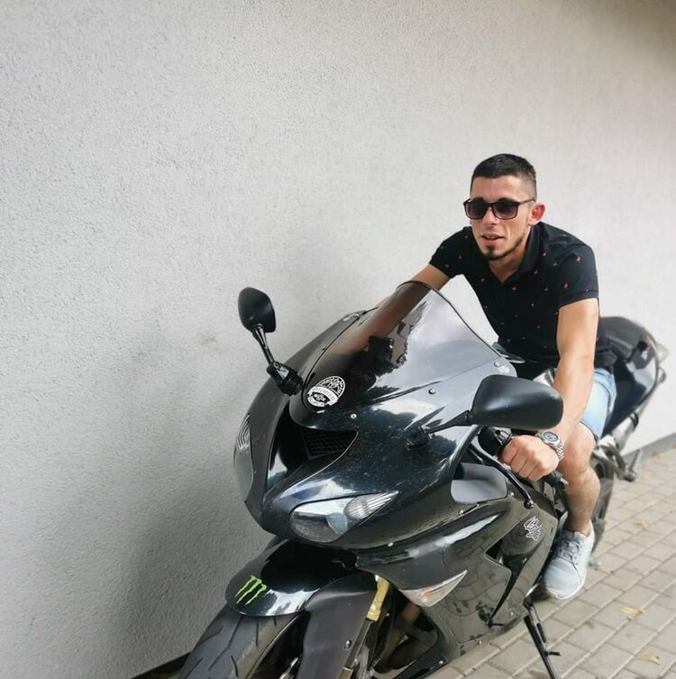  Bielany Wroclawskie,   , 30 ,   ,   