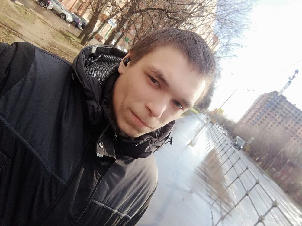  ,   Slava, 33 ,   ,   , c , 
